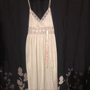Vintage Gilead Long Nightie & Robe